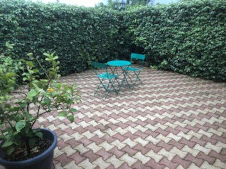 Maison Dans Une Propriete Avec Une Cour Corneilhan Extérieur photo